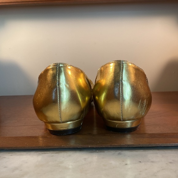 J. RENEE! Gold Beaded Flats Size 6 - Picture 5 of 8